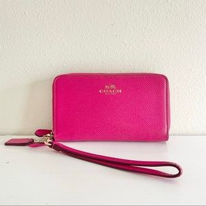 Coach • Pink Double Zip Wallet/Wristlet